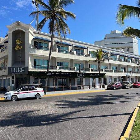 Hotel La Siesta Malecon 마사틀란 외부 사진