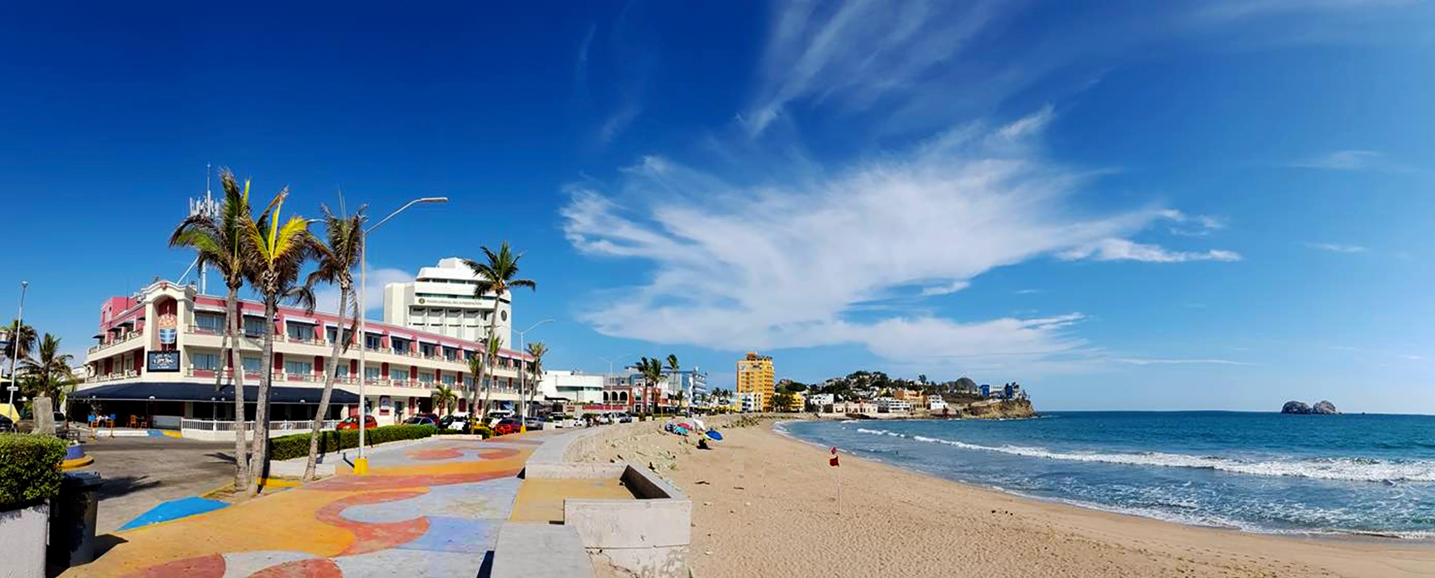 Hotel La Siesta Malecon 마사틀란 외부 사진