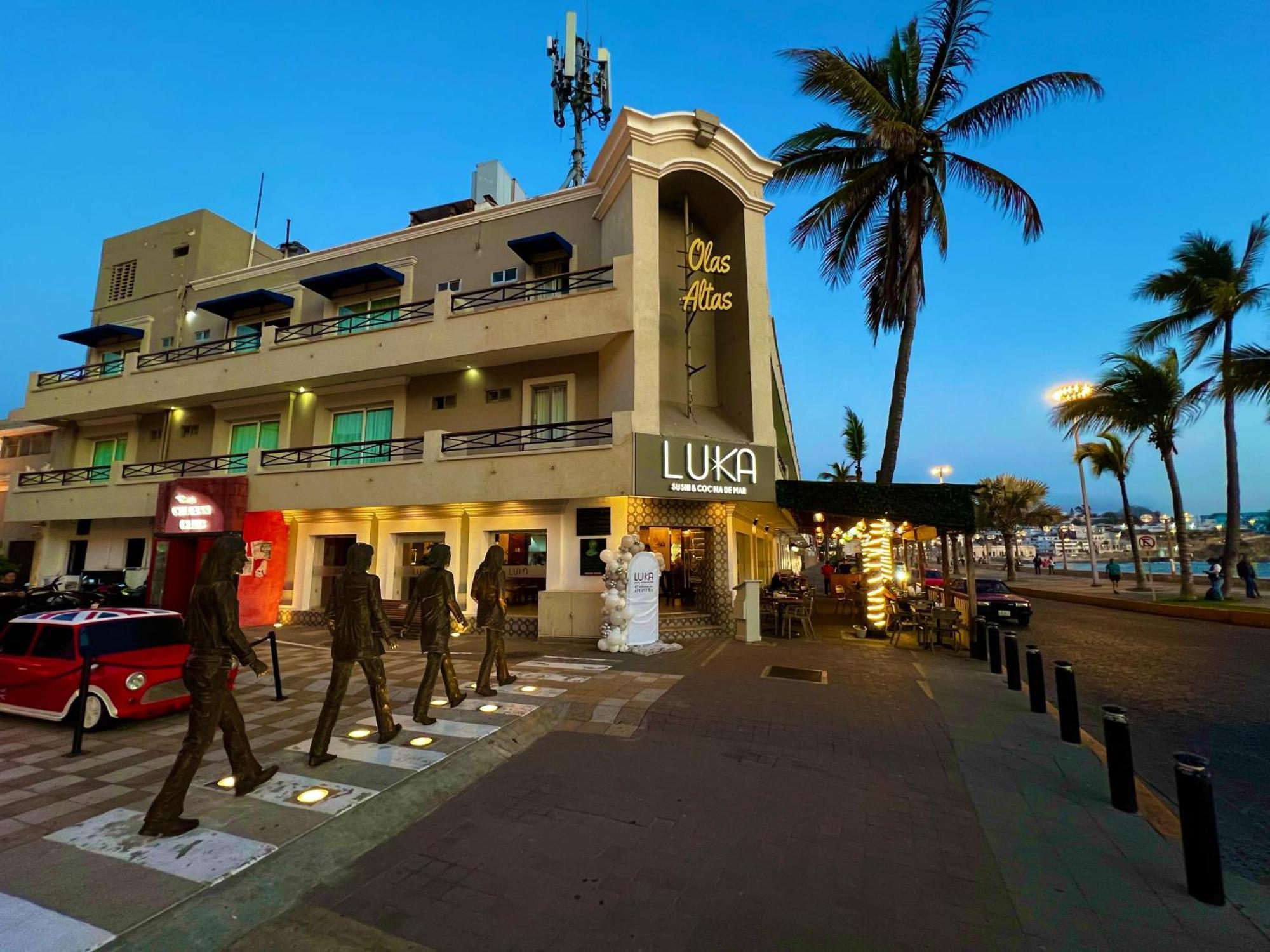 Hotel La Siesta Malecon 마사틀란 외부 사진
