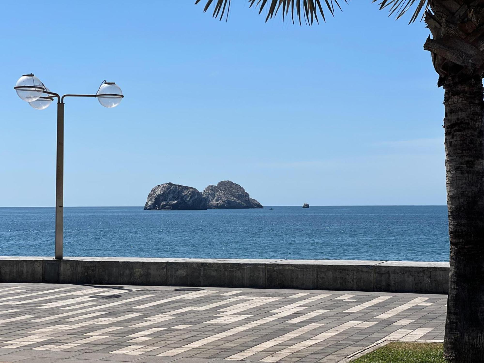 Hotel La Siesta Malecon 마사틀란 외부 사진