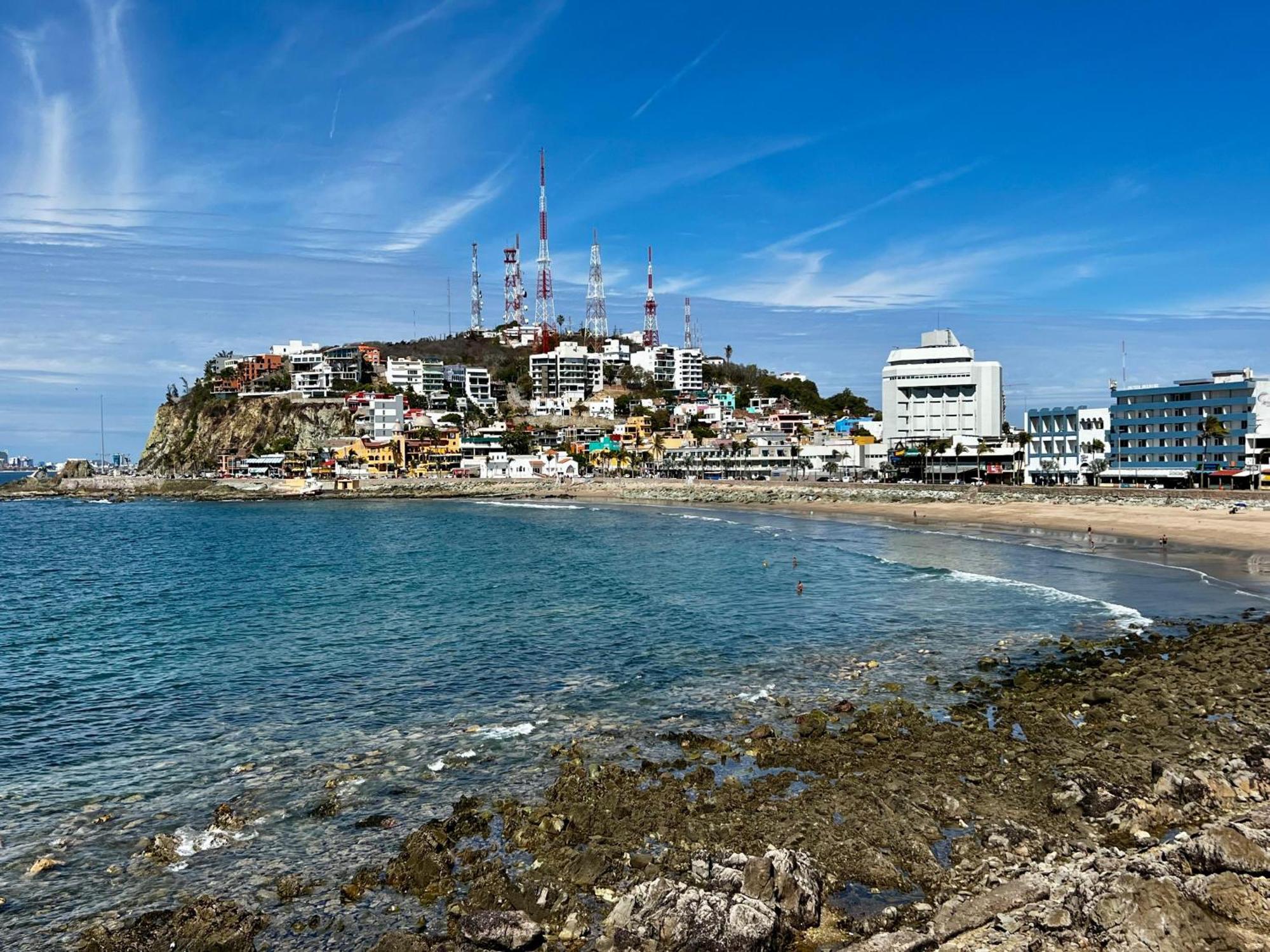 Hotel La Siesta Malecon 마사틀란 외부 사진