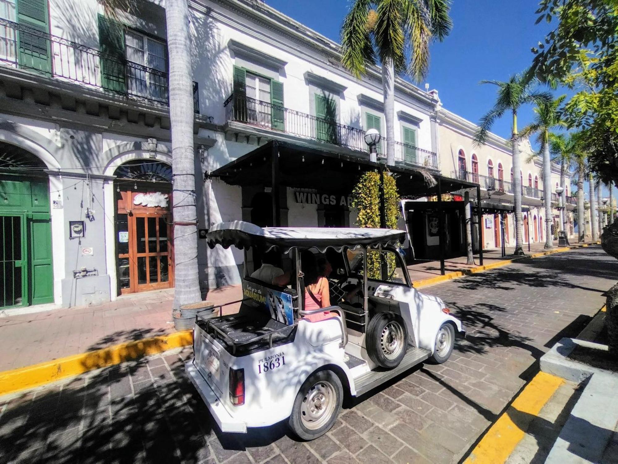 Hotel La Siesta Malecon 마사틀란 외부 사진