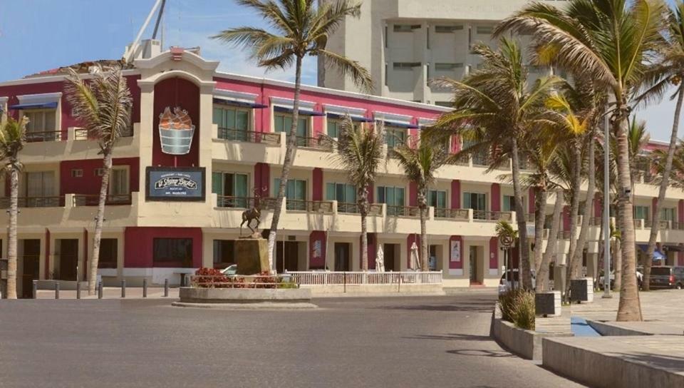 Hotel La Siesta Malecon 마사틀란 외부 사진